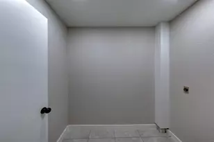 8511 Honeysuckle St, Highlands, TX 77562 - Photo 34