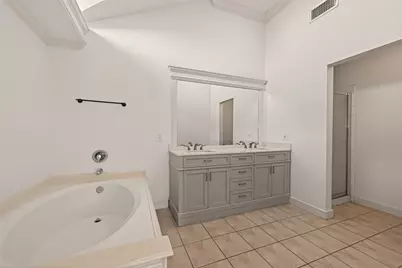 2119 Laurel Arbor Drive, Houston, TX 77014 - Photo 40