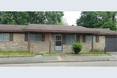 2870 Sarah Street, Beaumont, TX 77705 - Photo 4