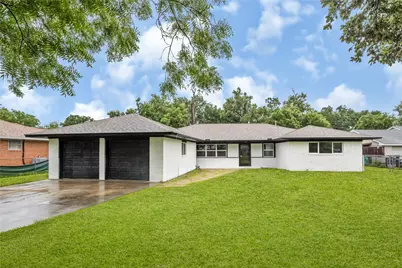 320 Burnett Drive, Baytown, TX 77520 - Photo 1