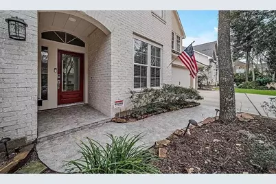 11 Sunspree Place, The Woodlands, TX 77382 - Photo 2