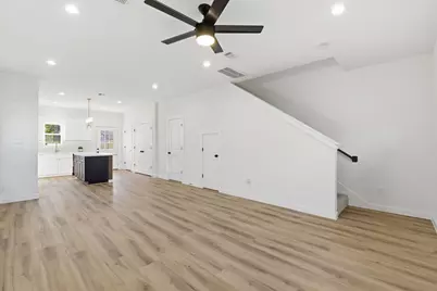 7958 Henson Street #A/B, Houston, TX 77028 - Photo 12