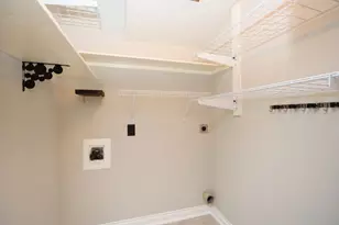 7985 St Louis St, Houston, TX 77028 - Photo 10