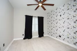 7985 St Louis St, Houston, TX 77028 - Photo 16