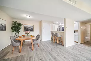 2822 S Bartell Dr, Houston, TX 77054 - Photo 1