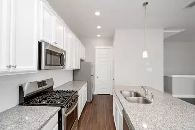705 Strawberry Pines Court, Houston, TX 77009 - Photo 8