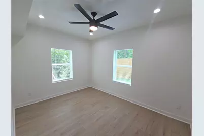 8101 Venus Street #B, Houston, TX 77088 - Photo 8