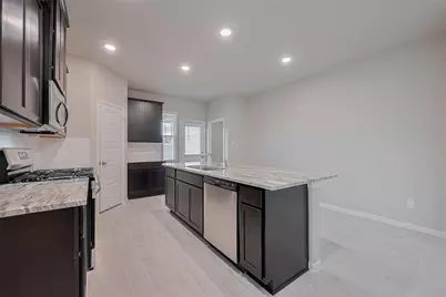 730 Marion Place Drive, Dayton, TX 77535 - Photo 10