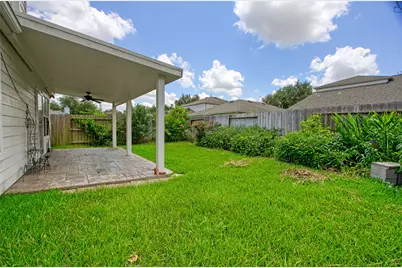 10306 Logan Bridge Lane, Sugar Land, TX 77498 - Photo 24
