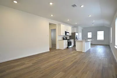 4009 Bronco Station Lane, League City, TX 77511 - Photo 4