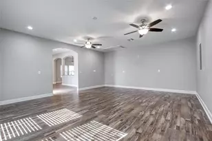 1206 N Avenue L, Freeport, TX 77541 - Photo 10