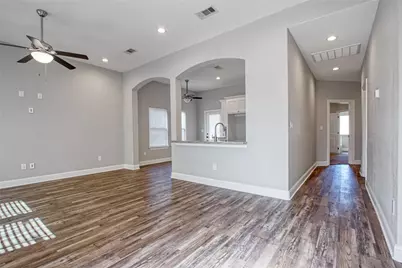 1206 N Avenue L, Freeport, TX 77541 - Photo 2