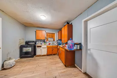 11002 La Crosse Street, Houston, TX 77029 - Photo 6