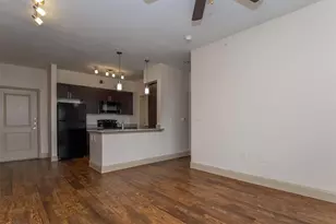 2930 Plum Creek Ln, Houston, TX 77087 - Photo 4