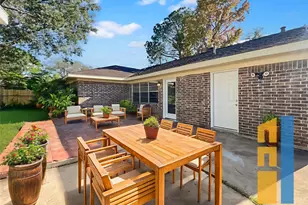 9206 Sharpview Dr, Houston, TX 77036 - Photo 4