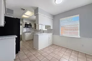 9206 Sharpview Dr, Houston, TX 77036 - Photo 12