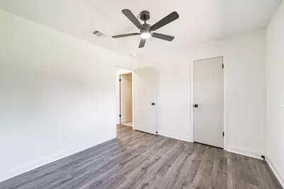 905 River Creek Drive, La Porte, TX 77571 - Photo 24