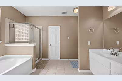 16710 Moss Green Court, Cypress, TX 77429 - Photo 10