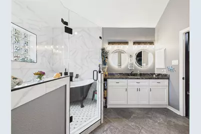 203 Las Brisas Street, Kemah, TX 77565 - Photo 22