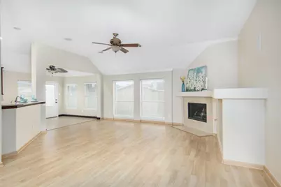 179 Greenridge Circle, League City, TX 77573 - Photo 6