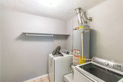12906 Southspring Drive, Houston, TX 77047 - Photo 22
