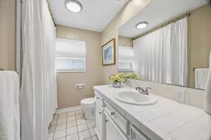 7623 Meadowvale Dr, Houston, TX 77063 - Photo 14