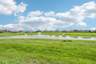 409 Chardonnay Dr, Alvin, TX 77511 - Photo 38