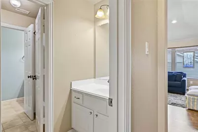 206 N Vershire Circle, The Woodlands, TX 77354 - Photo 36