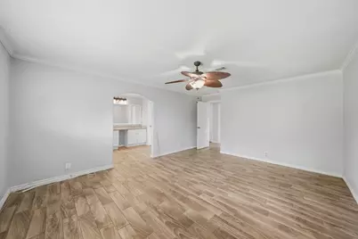 302 Country Road 893, Angleton, TX 77515 - Photo 20