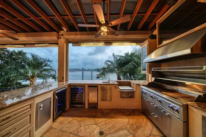 1403 Oceanside Lane, League City, TX 77573 - Photo 8