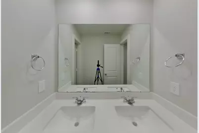 9835 Willow  Creek Commerce Drive #304, Tomball, TX 77375 - Photo 12