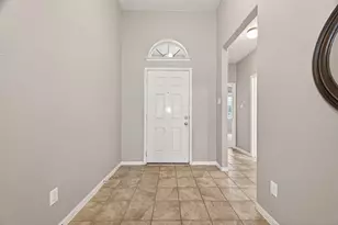 9110 Cavalier Ln, Rosenberg, TX 77469 - Photo 4