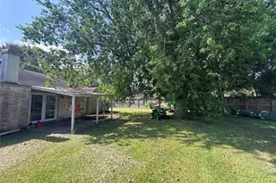 13630 Runney Meade Dr, Sugar Land, TX 77498 - Photo 18