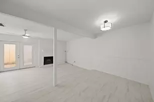 11650 Village Pl Dr, Houston, TX 77077 - Photo 14