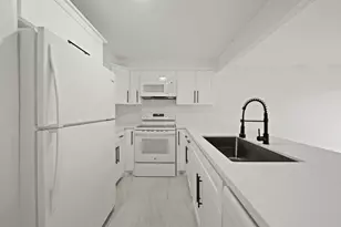 11650 Village Pl Dr, Houston, TX 77077 - Photo 12