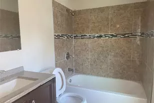 12115 Segrest Dr, Houston, TX 77047 - Photo 12