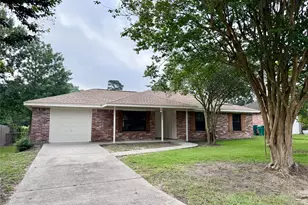111 Little Bill Ln, Willis, TX 77378 - Photo 2