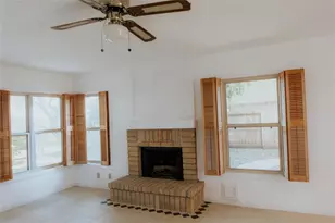 3327 Larkwood Ln, Sugar Land, TX 77479 - Photo 12