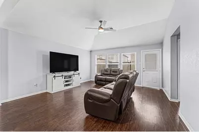 16758 N Blue Jay Drive, Conroe, TX 77385 - Photo 6