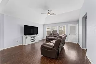 16758 N Blue Jay Dr, Conroe, TX 77385 - Photo 6