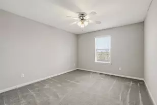 8530 E Highlands Crossing, Highlands, TX 77562 - Photo 14