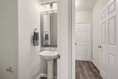 8530 E Highlands Crossing, Highlands, TX 77562 - Photo 12