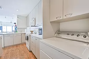 7700 Seawall Blvd, Galveston, TX 77551 - Photo 18