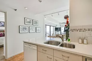 7700 Seawall Blvd, Galveston, TX 77551 - Photo 20