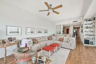 7700 Seawall Blvd, Galveston, TX 77551 - Photo 32
