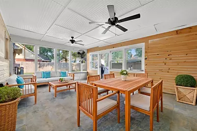 202 Laura Lane, Conroe, TX 77385 - Photo 30