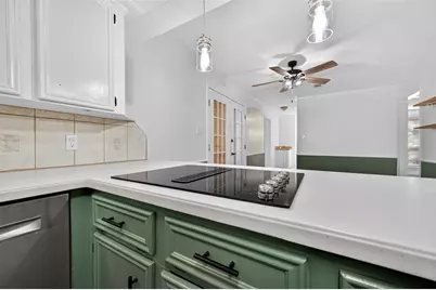 202 Laura Lane, Conroe, TX 77385 - Photo 16