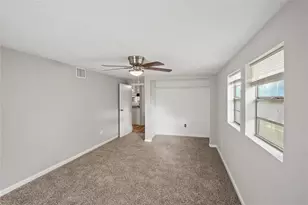 102 22nd St N, Texas City, TX 77590 - Photo 12