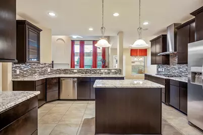 3903 Banks Landing Court, Fulshear, TX 77441 - Photo 12