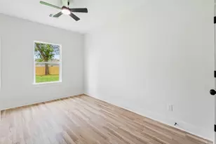 1615 Dolly Wright St, Houston, TX 77088 - Photo 4